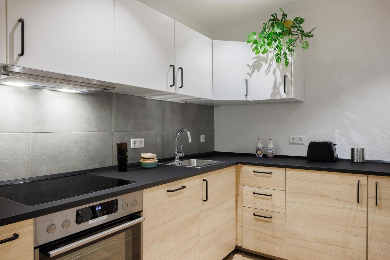 Poha House Theaterplatz Apartment Aachen Exterior foto
